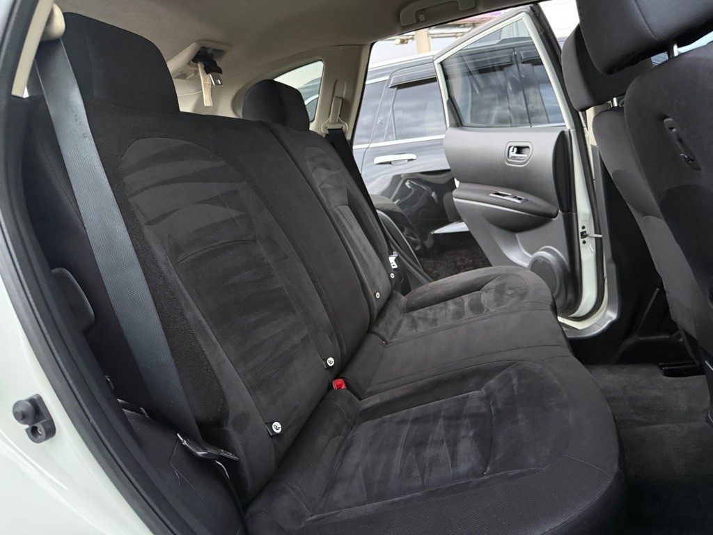 2010 Nissan Rogue Image 11
