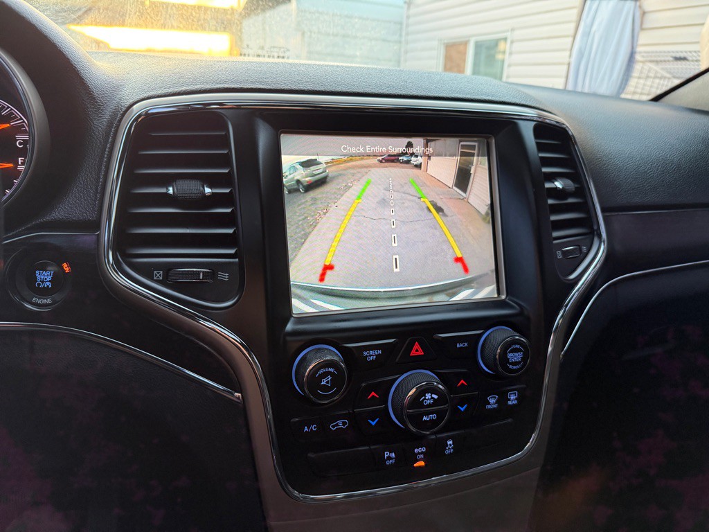 2014 Jeep Grand Cherokee Image 11