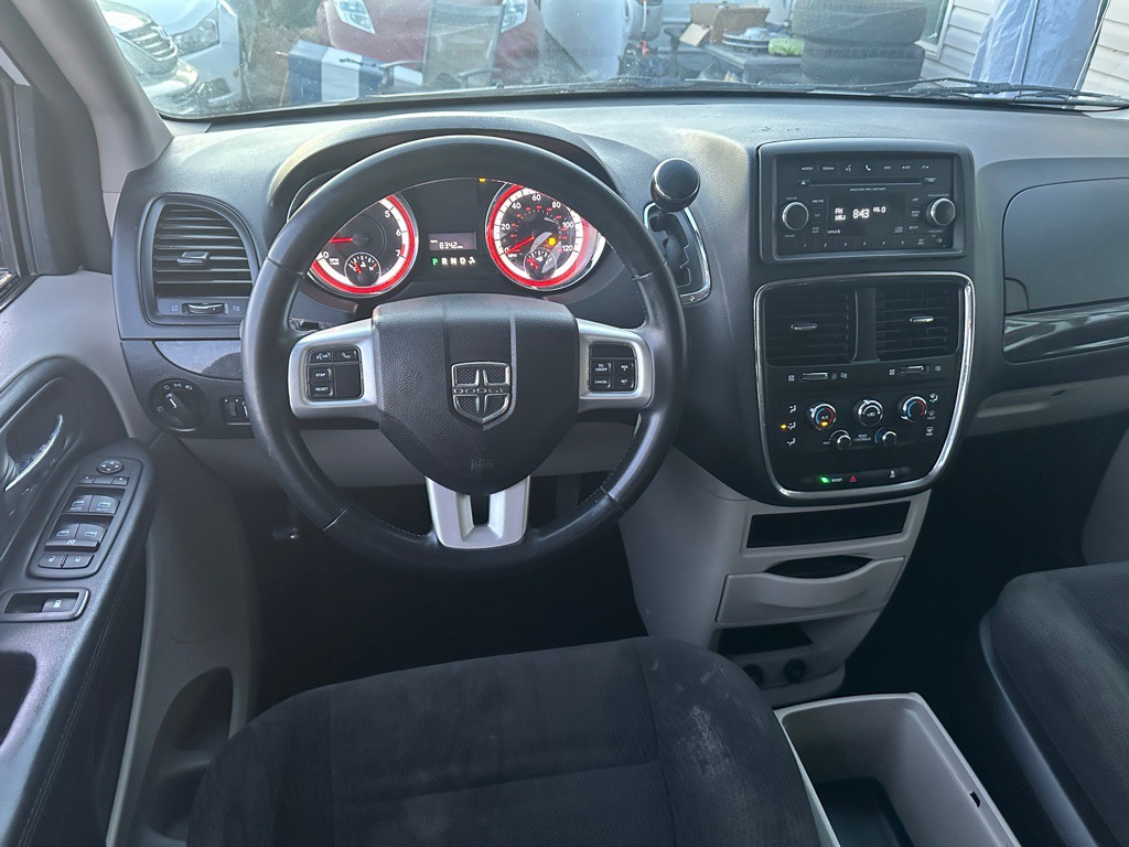 2015 Dodge Grand Caravan Image 9