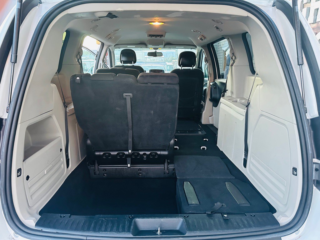 2015 Dodge Grand Caravan Image 10
