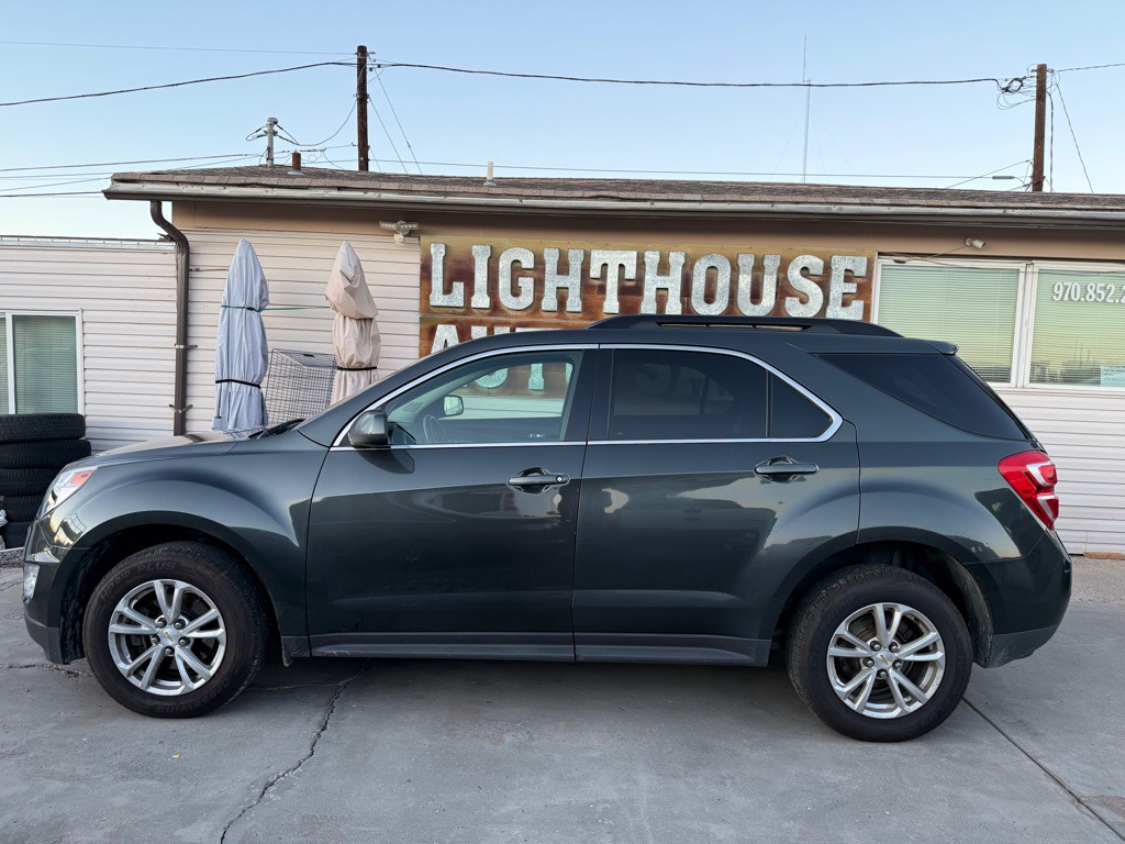 2017 Chevrolet Equinox Image 2