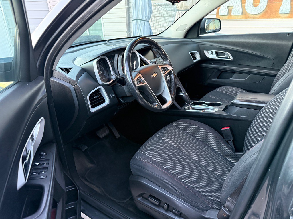 2017 Chevrolet Equinox Image 8