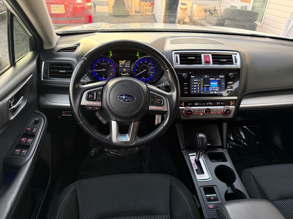 2017 Subaru Outback Image 10