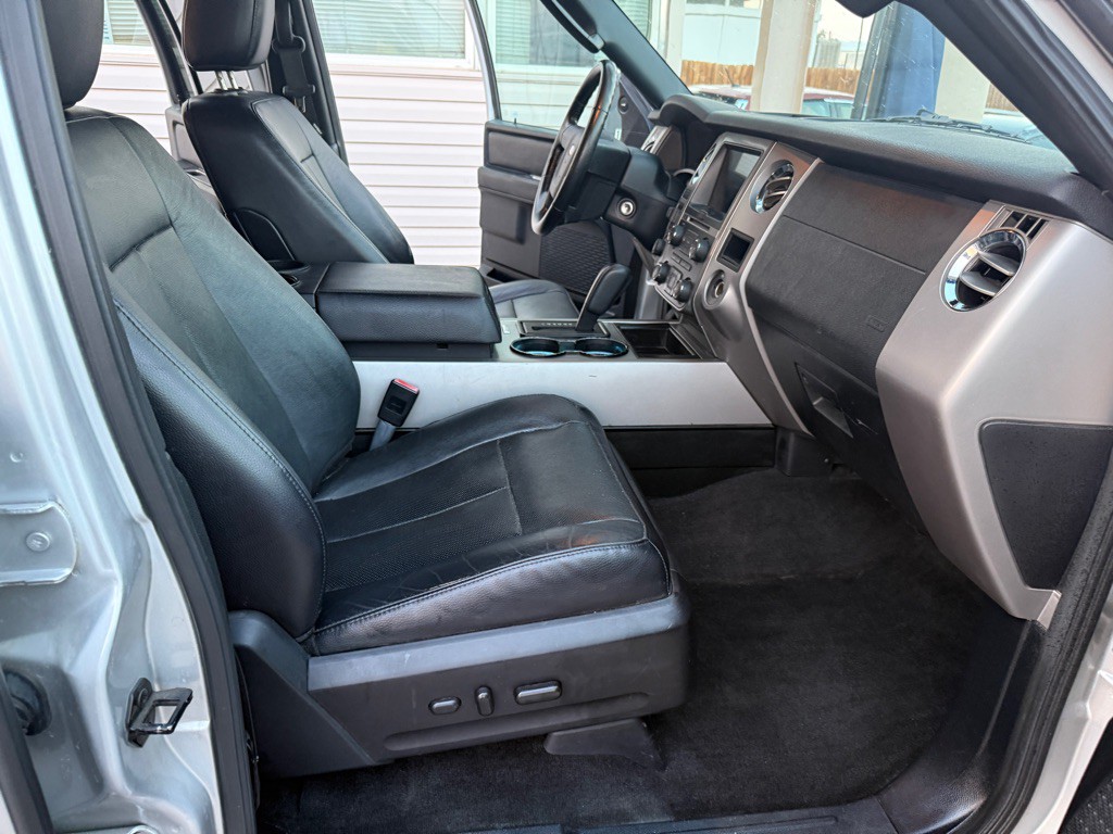 2017 Ford Expedition Image 15