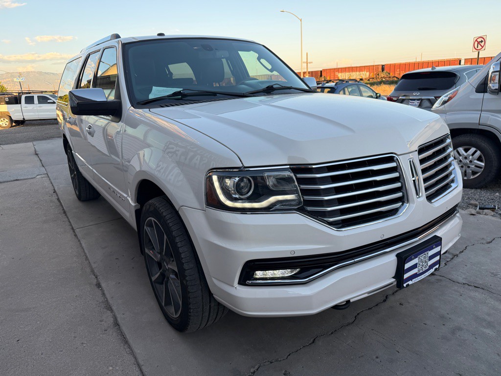 2016 Lincoln Navigator Image 6