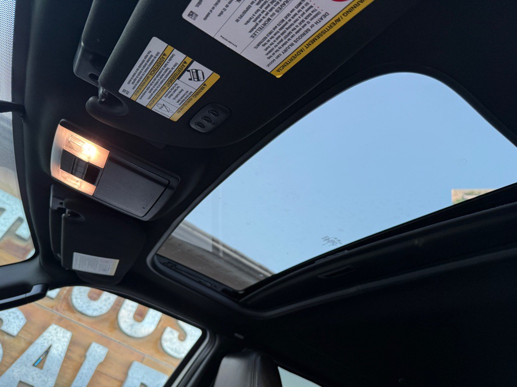 2016 Lincoln Navigator Image 18