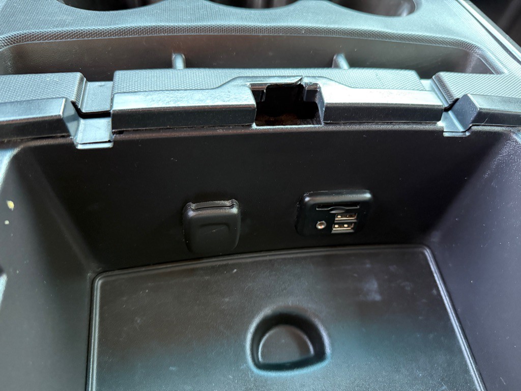 2016 GMC Sierra Image 13