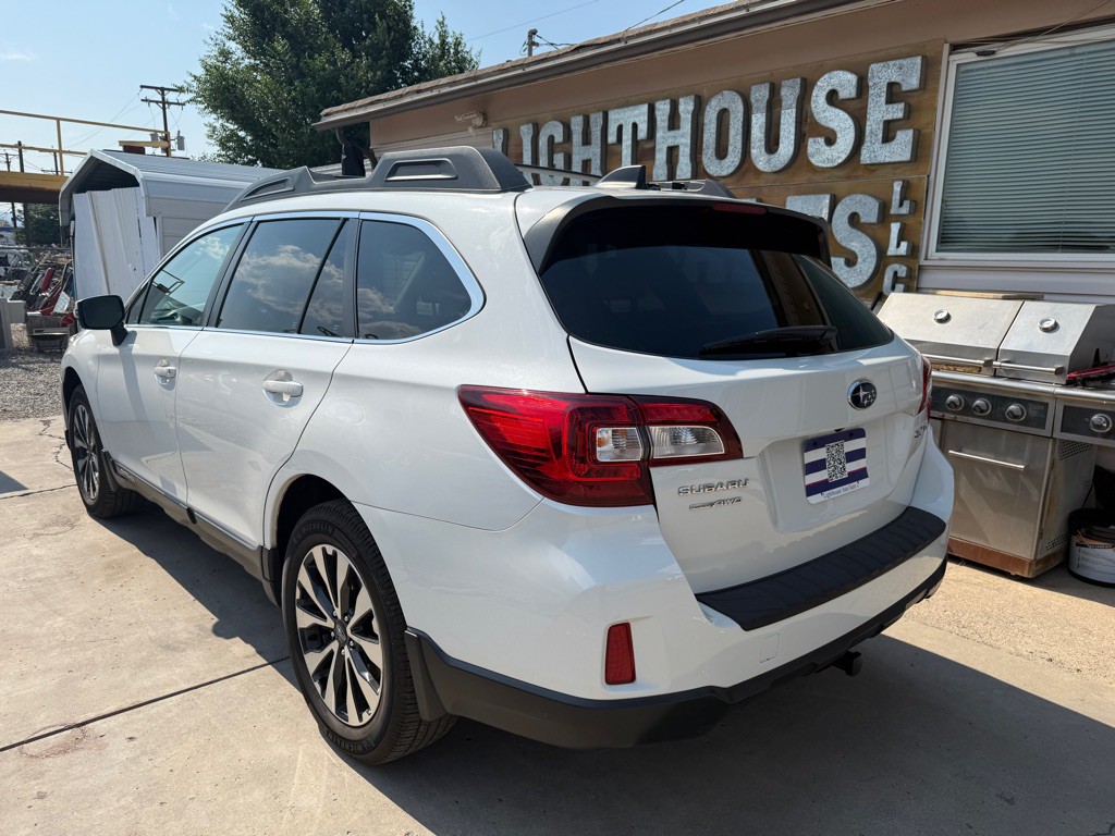 2016 Subaru Outback Image 3