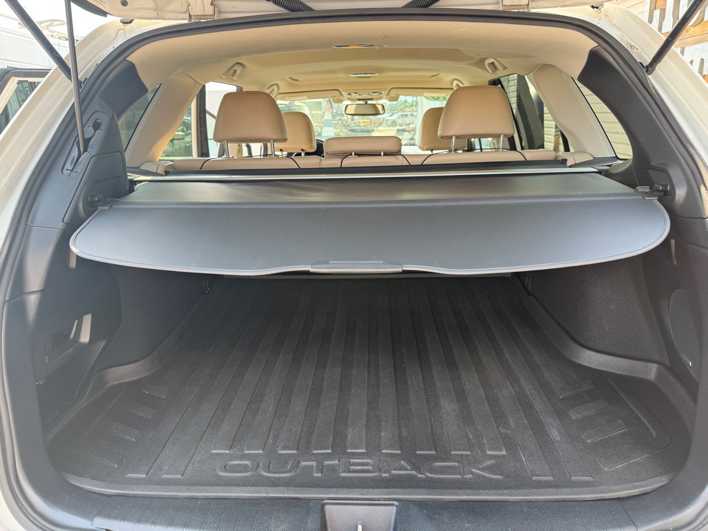 2016 Subaru Outback Image 9