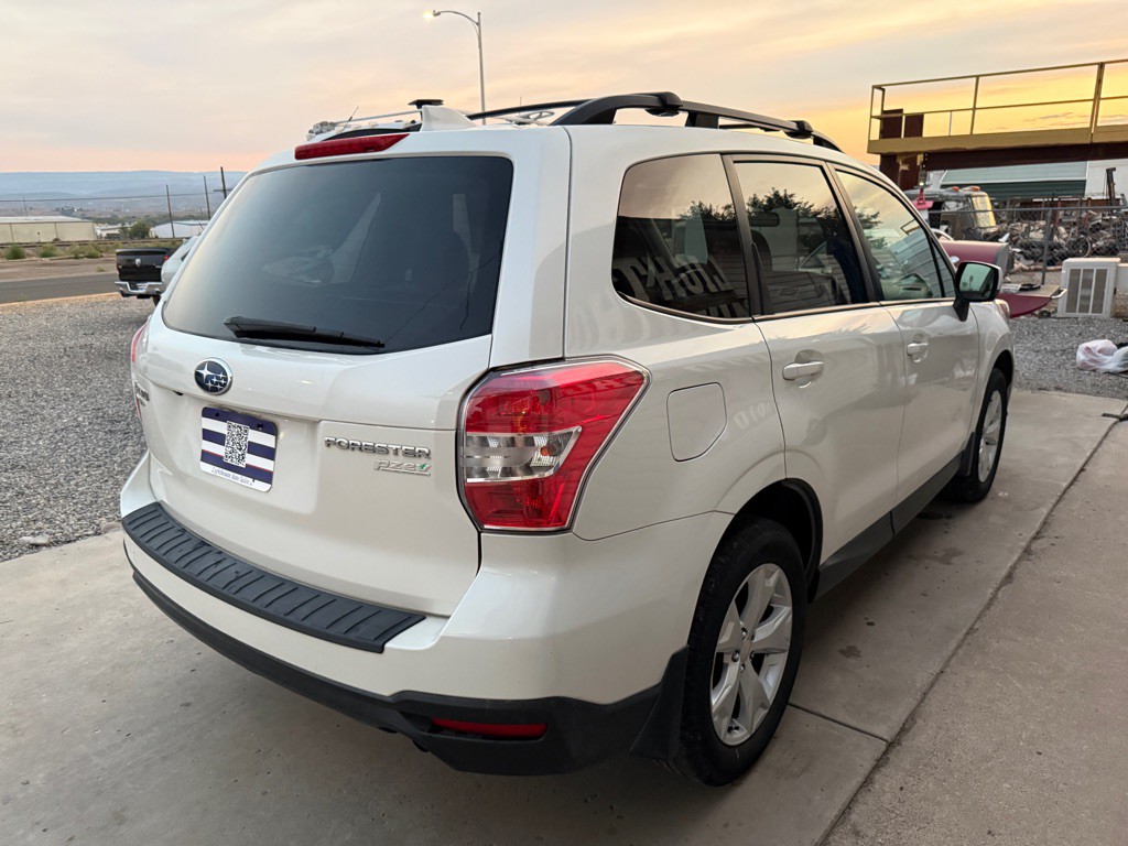 2016 Subaru Forester Image 5