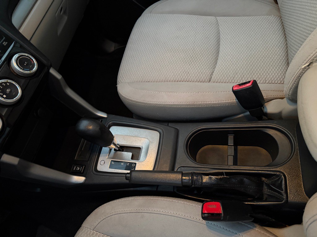 2016 Subaru Forester Image 10