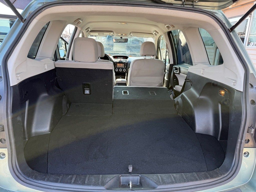 2018 Subaru Forester Image 13