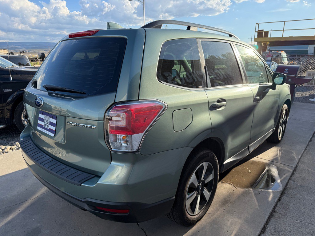 2018 Subaru Forester Image 4