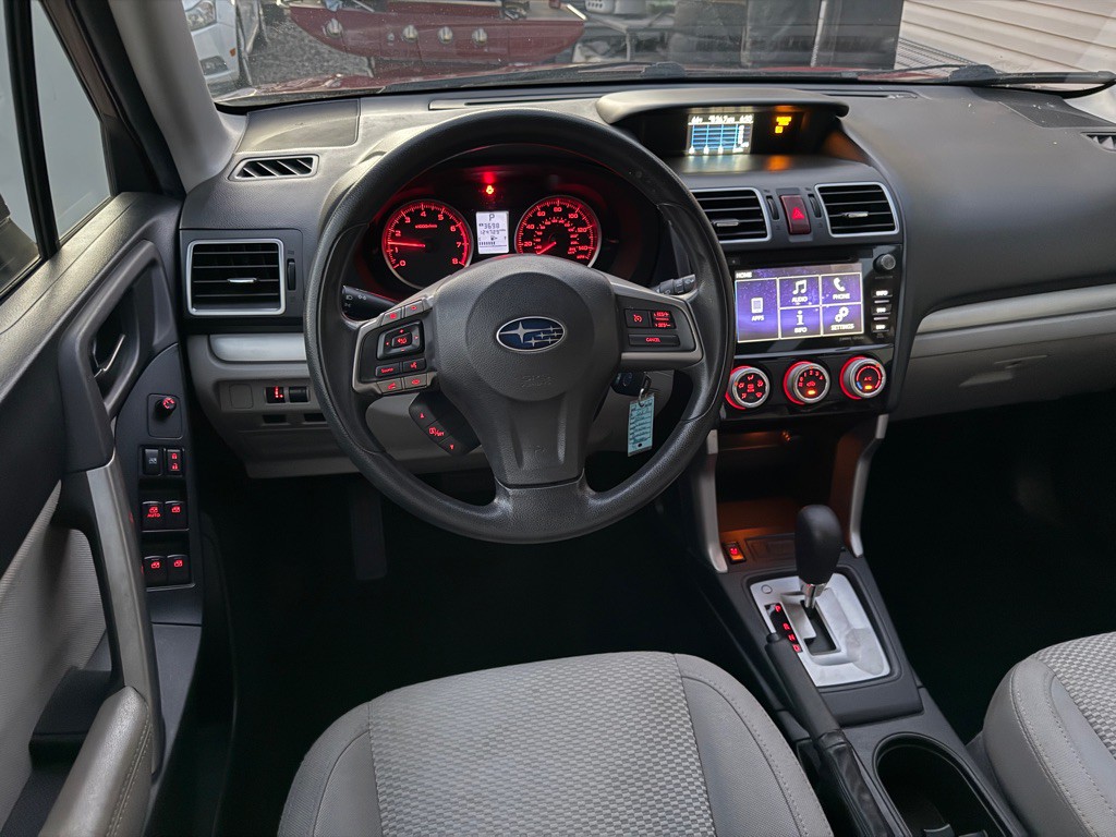 2016 Subaru Forester Image 8