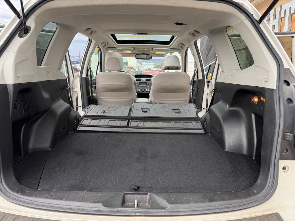 2015 Subaru Forester Image 13