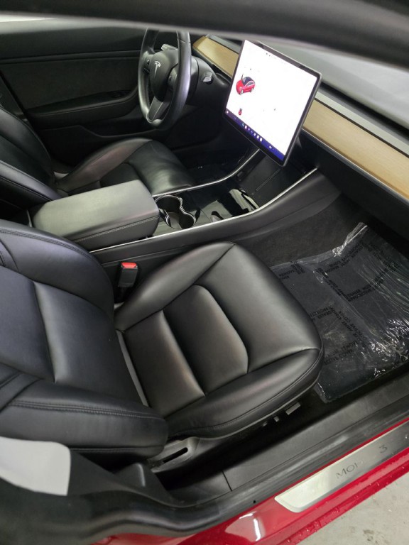 2019 Tesla Model 3 Image 7