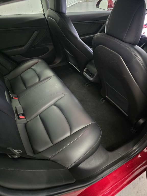 2019 Tesla Model 3 Image 9