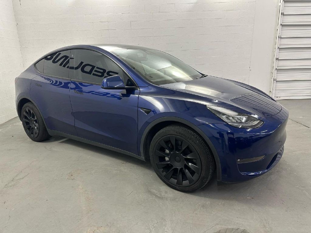 2021 Tesla Model Y Image 3