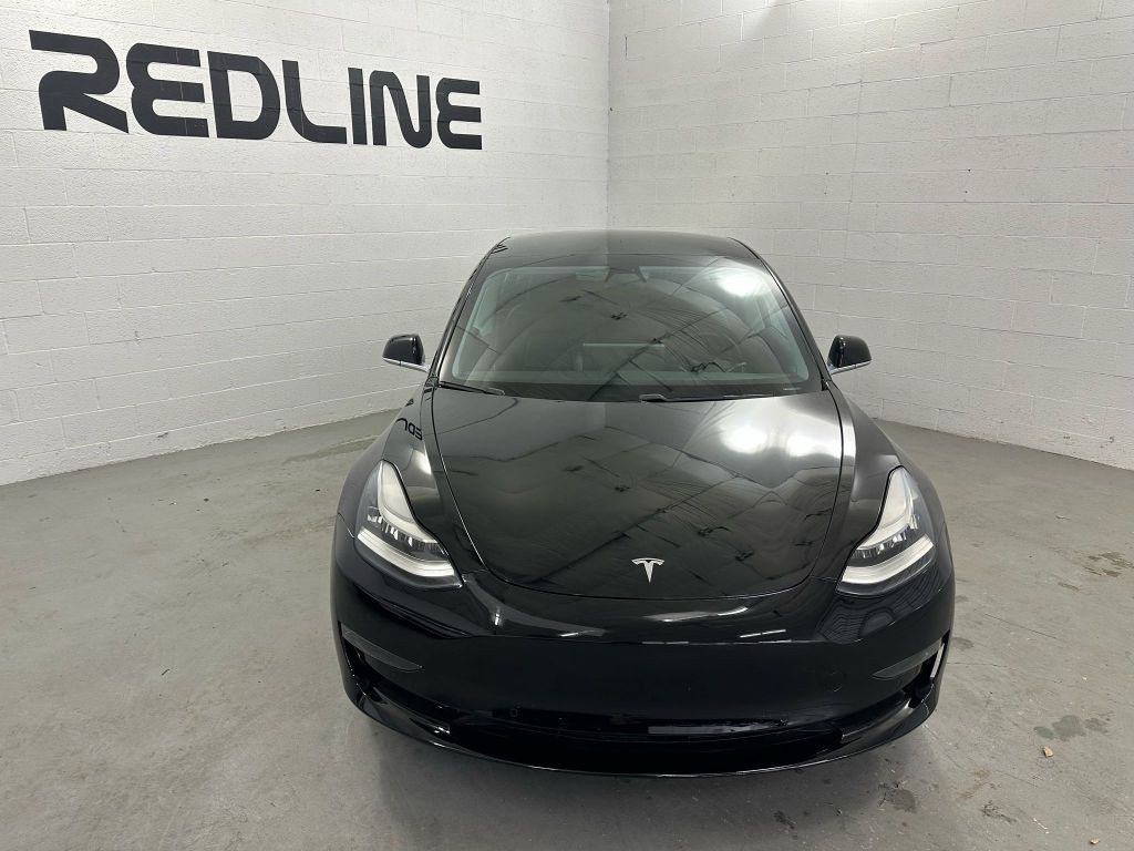 2020 Tesla Model 3 Image 2