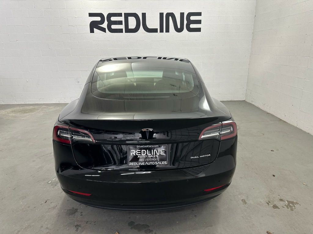 2020 Tesla Model 3 Image 4