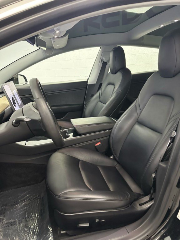 2020 Tesla Model 3 Image 7