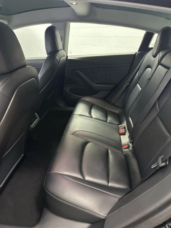 2020 Tesla Model 3 Image 9