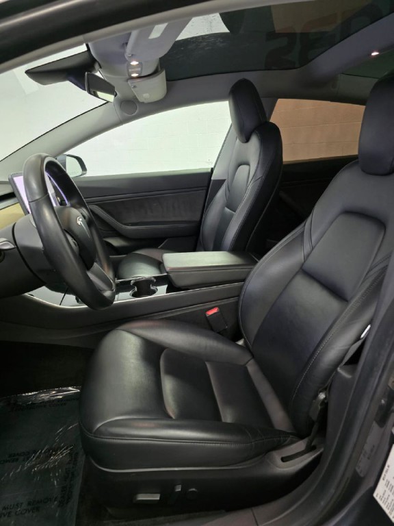 2019 Tesla Model 3 Image 7