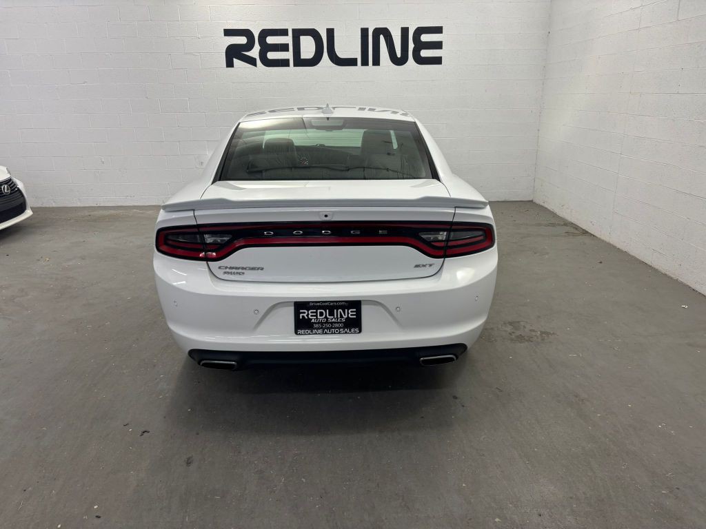 2017 Dodge Charger Image 8
