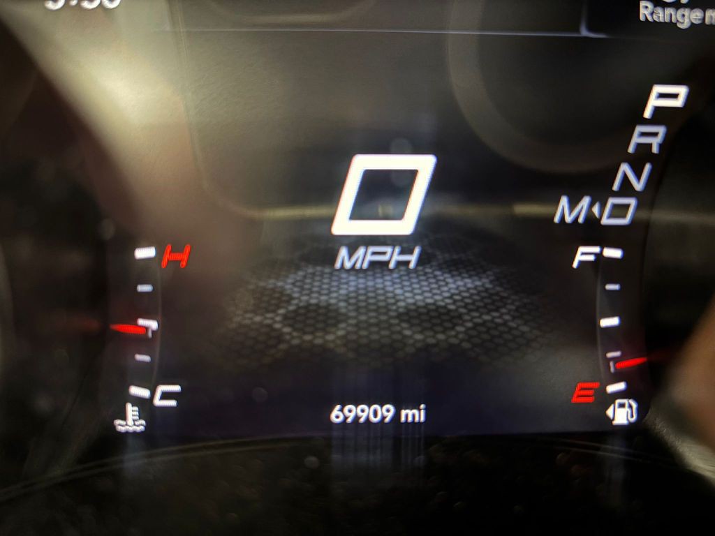 2017 Dodge Charger Image 11