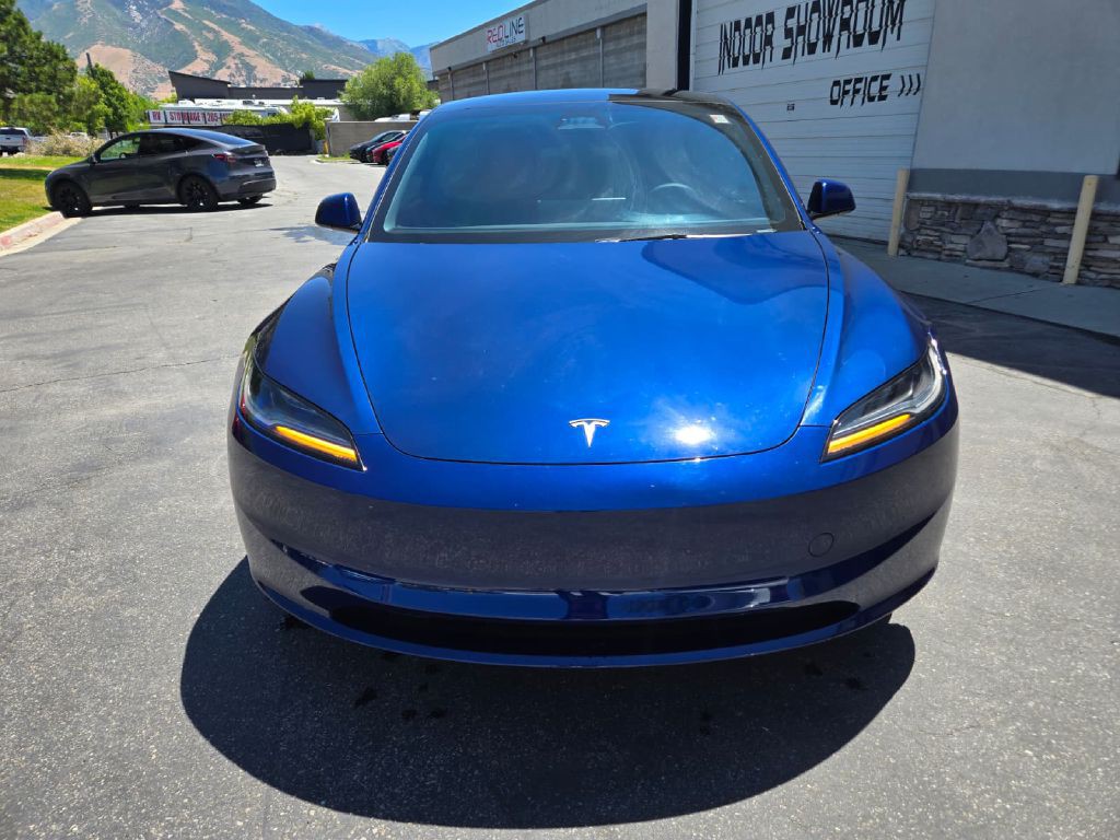 2024 Tesla Model 3 Image 5