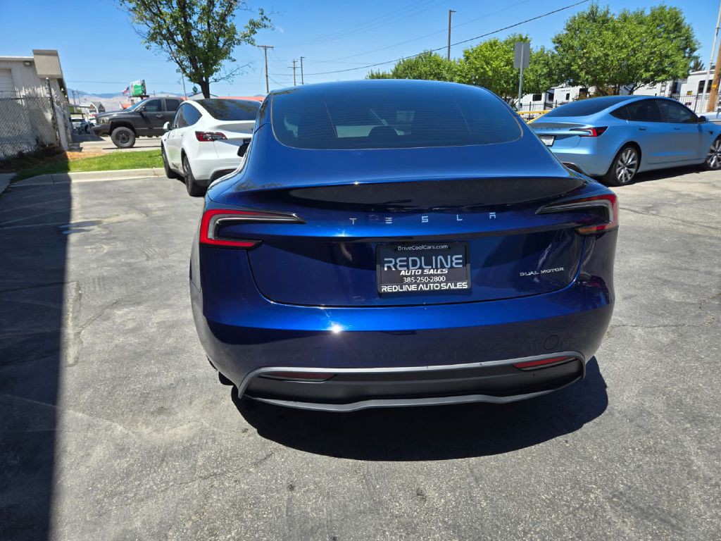 2024 Tesla Model 3 Image 10