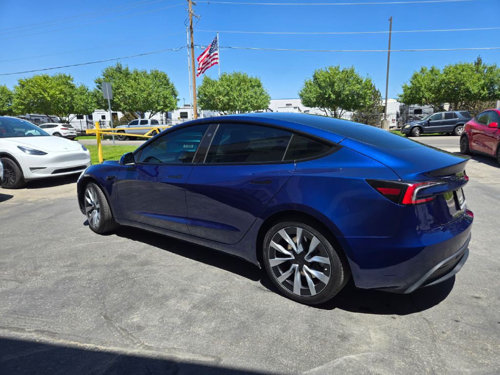 2024 Tesla Model 3 Image 12