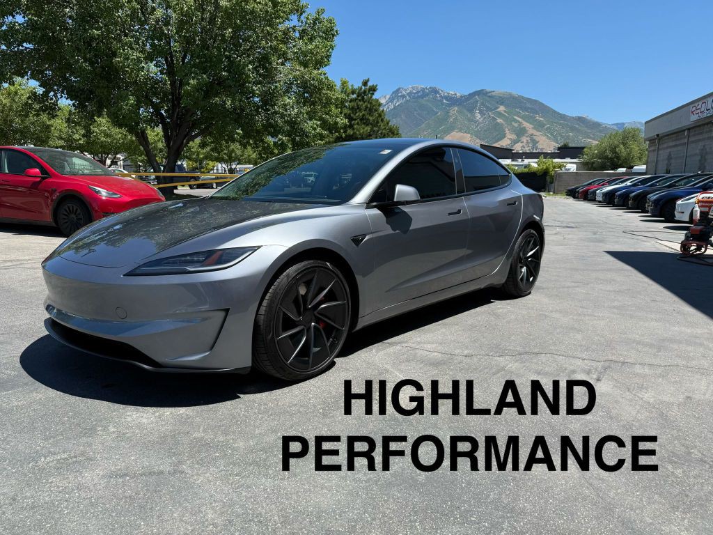 2024 Tesla Model 3 Image 1