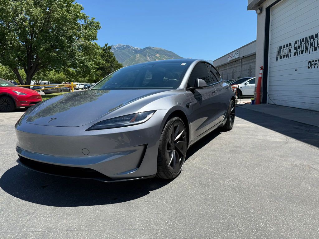 2024 Tesla Model 3 Image 2