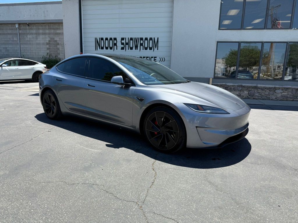 2024 Tesla Model 3 Image 5