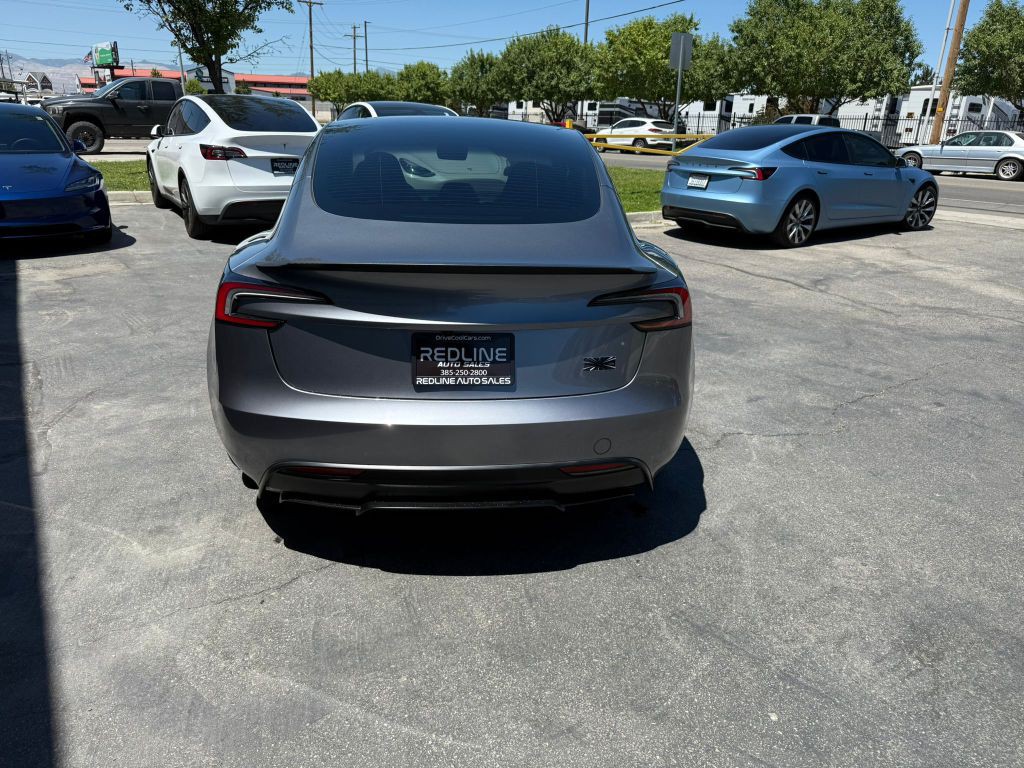 2024 Tesla Model 3 Image 9