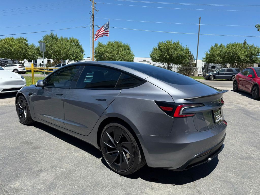 2024 Tesla Model 3 Image 10