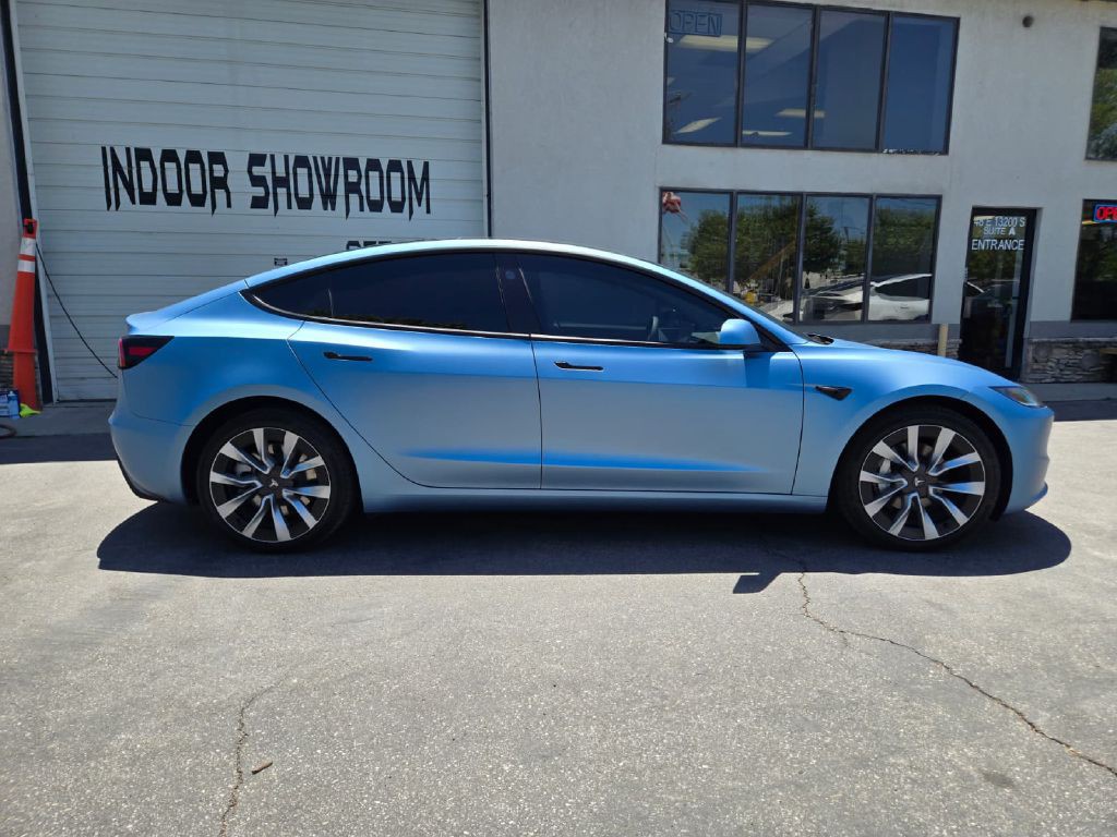 2024 Tesla Model 3 Image 7