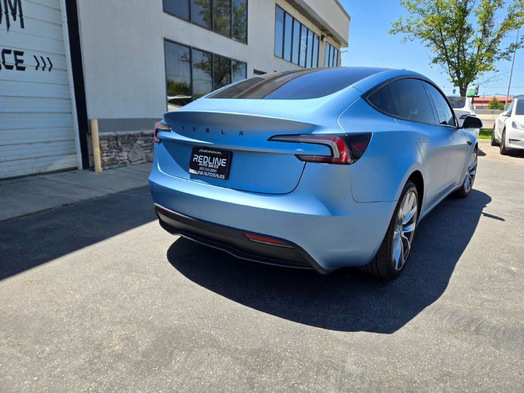 2024 Tesla Model 3 Image 9