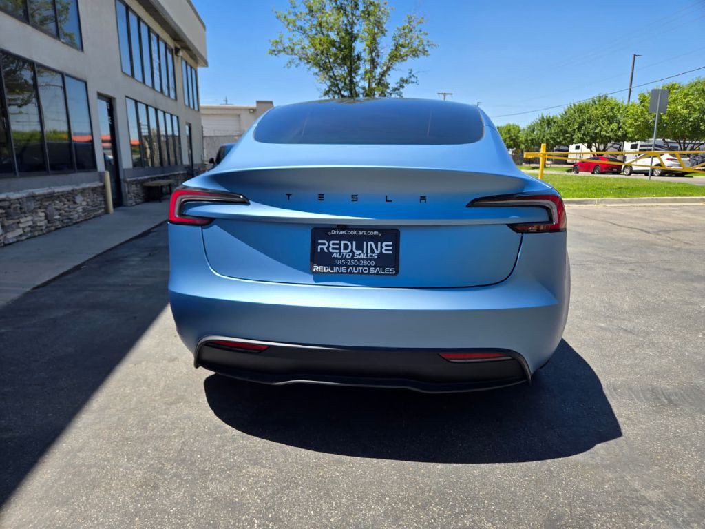 2024 Tesla Model 3 Image 10