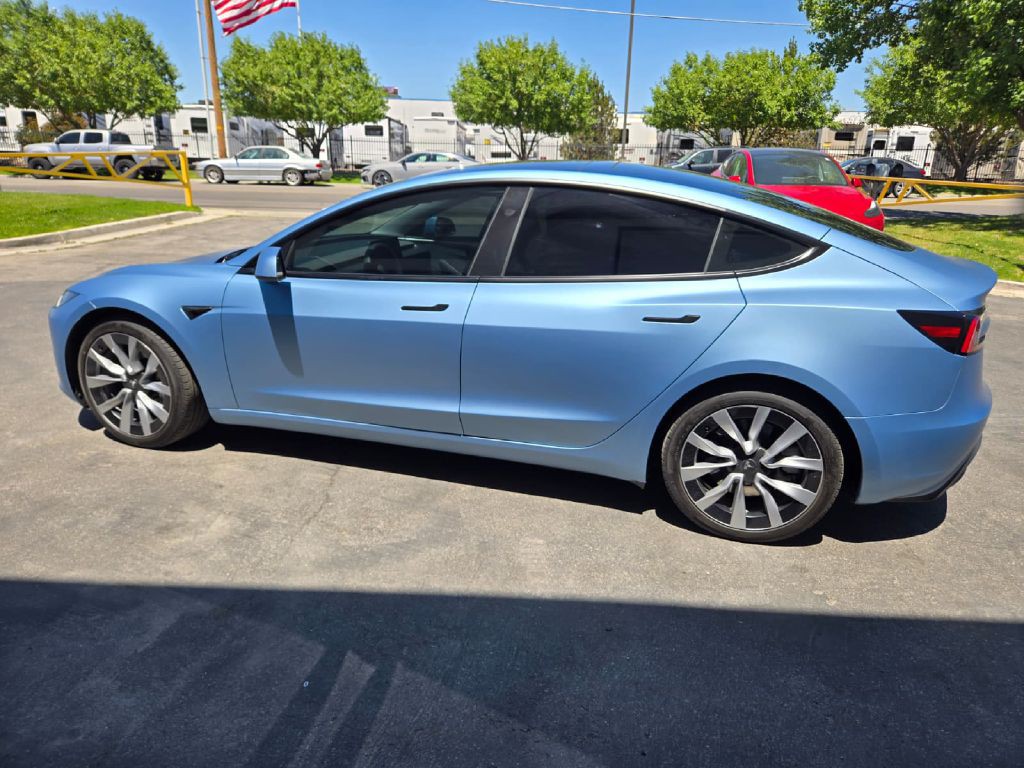 2024 Tesla Model 3 Image 11