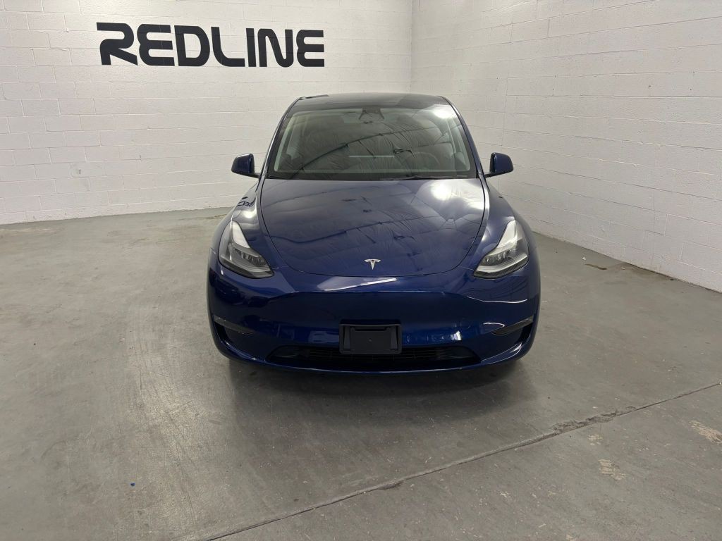 2023 Tesla Model Y Image 2