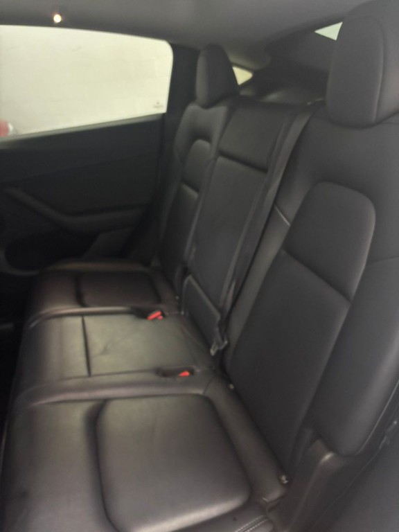 2023 Tesla Model Y Image 6