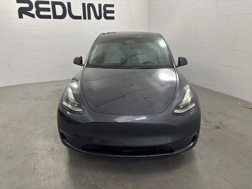 2022 Tesla Model Y Image 2