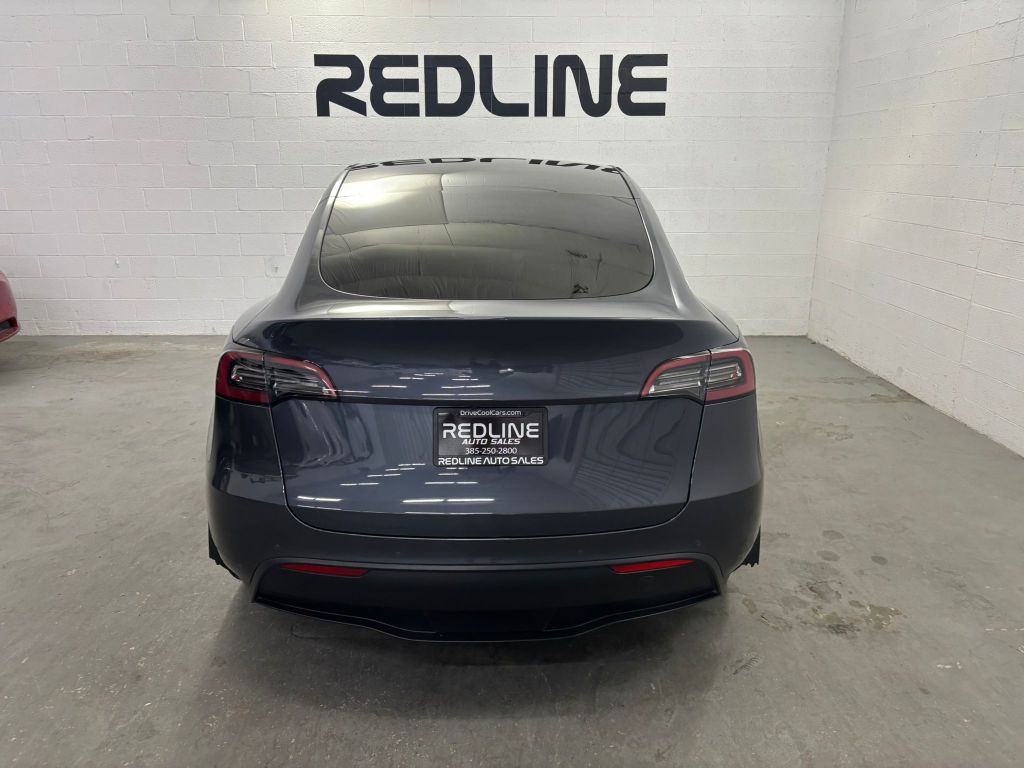 2022 Tesla Model Y Image 8