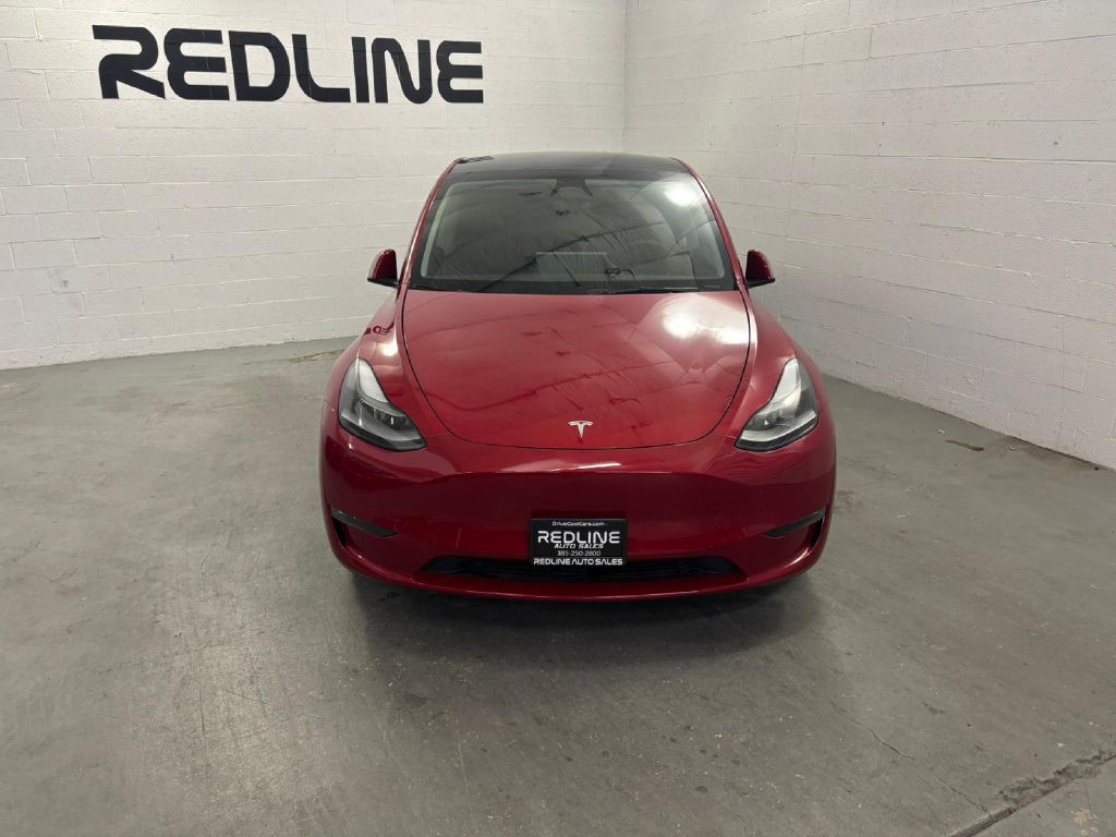 2023 Tesla Model Y Image 2