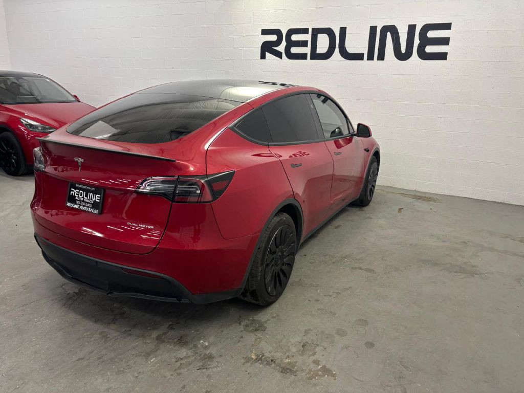 2023 Tesla Model Y Image 10