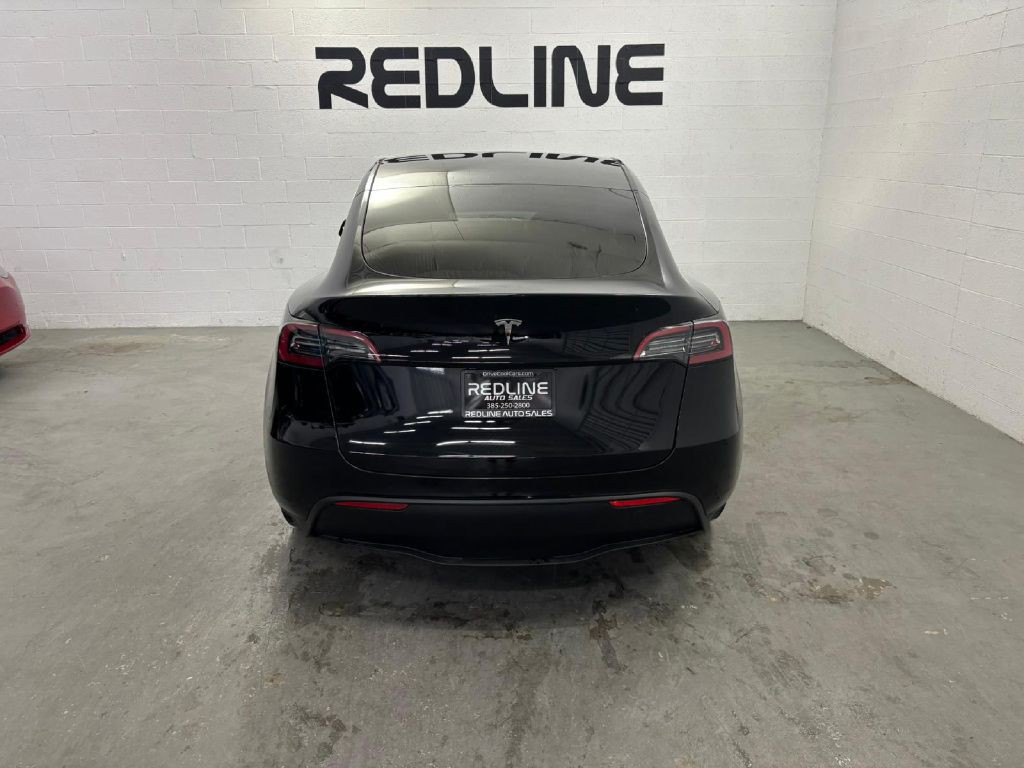 2023 Tesla Model Y Image 9