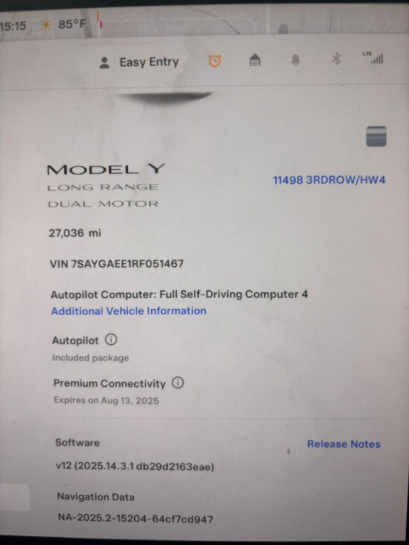 2024 Tesla Model Y Image 12