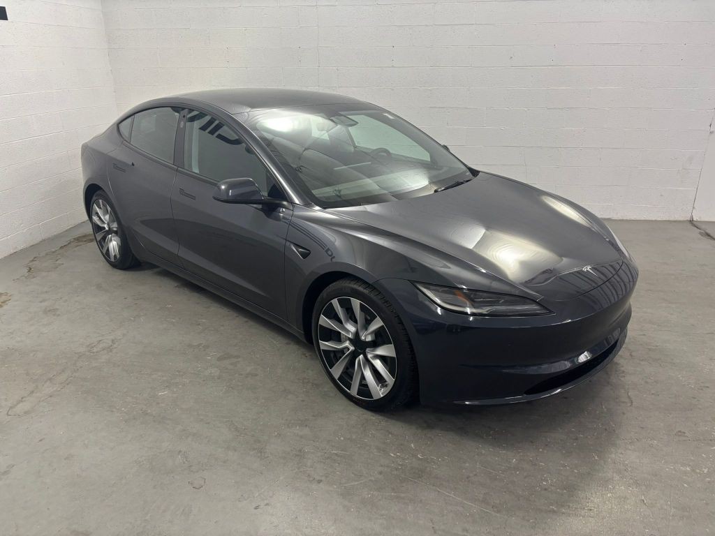 2024 Tesla Model 3 Image 3